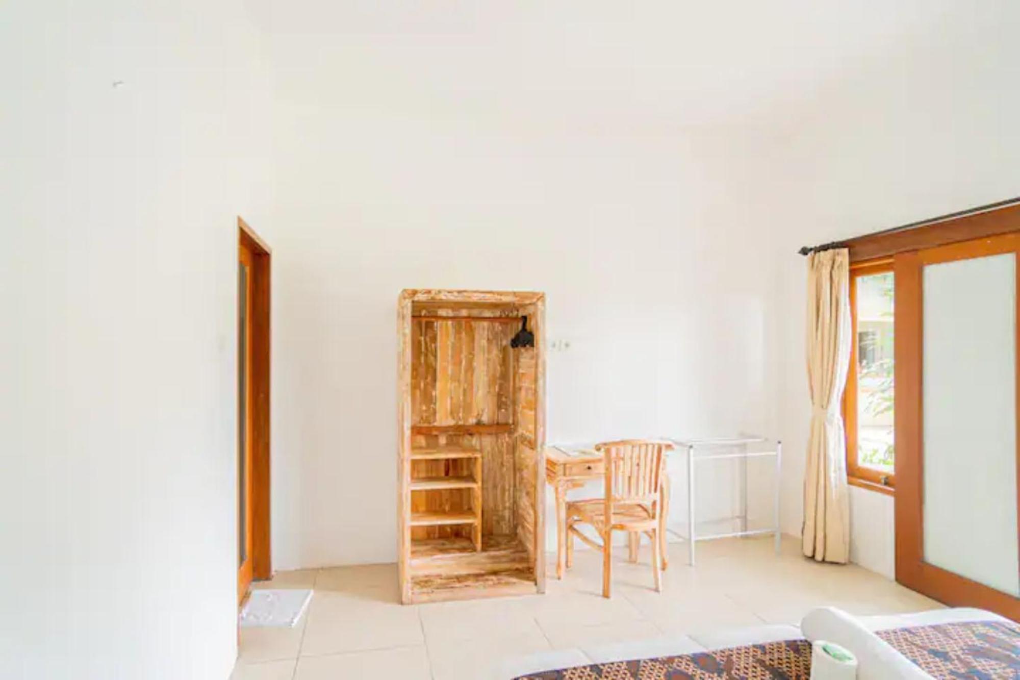 Pondok Lulik Homestay Canggu Esterno foto